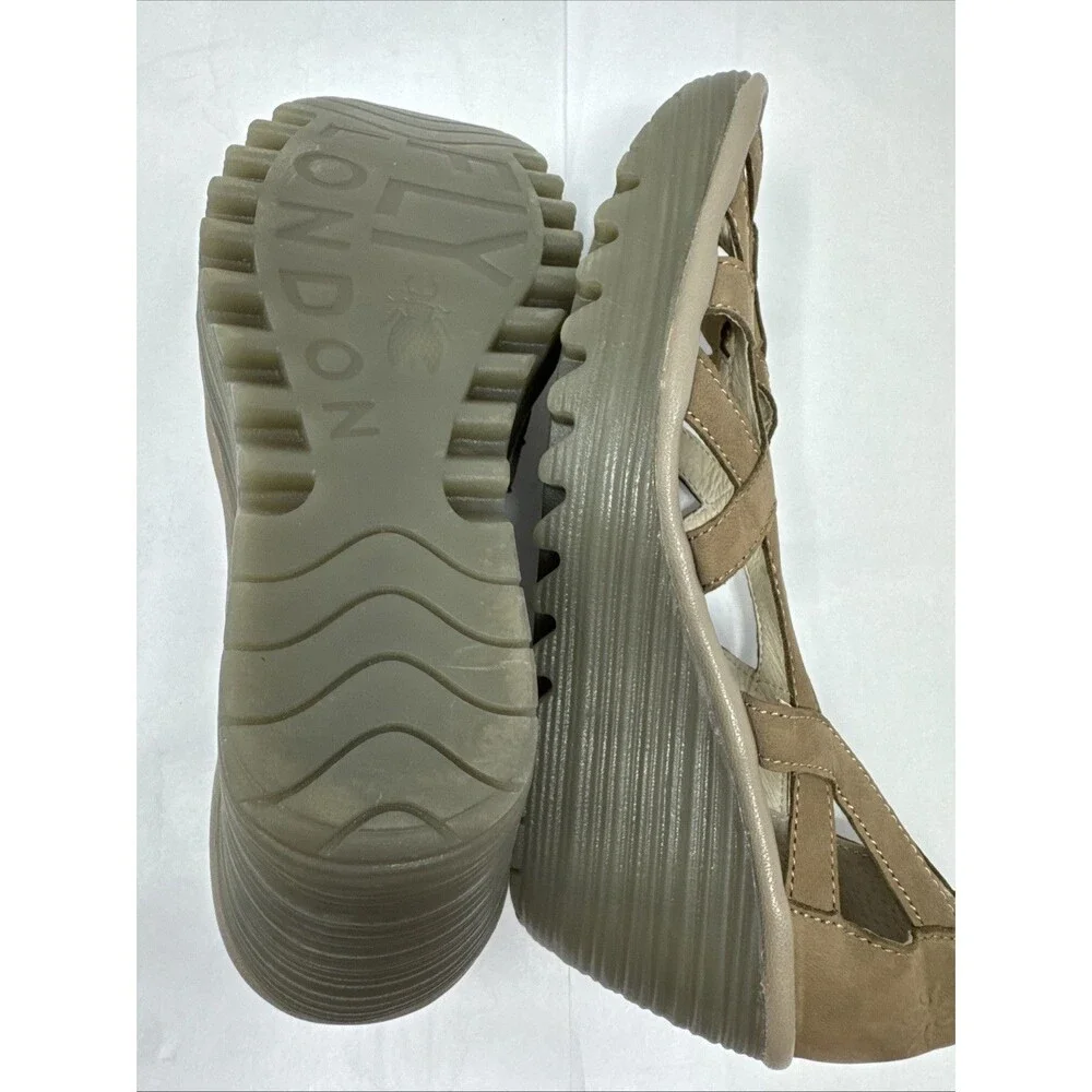 Fly London Yadi Taupe Leather Slip on Cutout Peep-toe Wedge Sandals 39 8 8.5